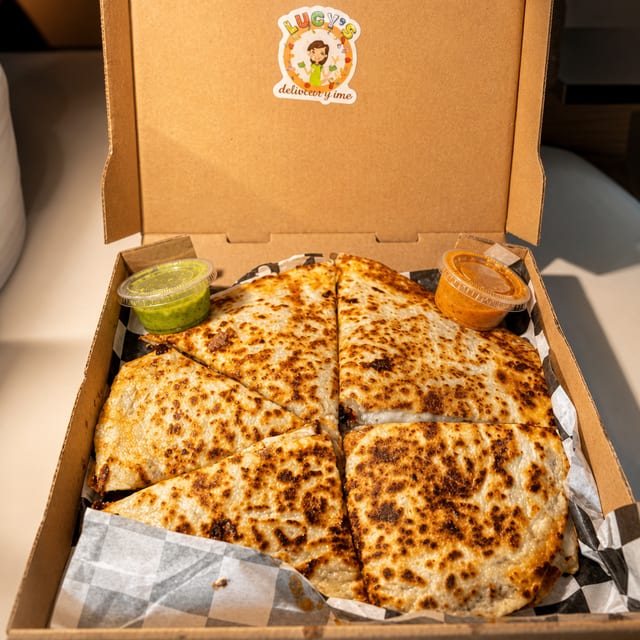 Birria Pizza 12".